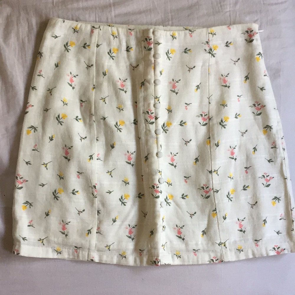 A-line floral print skirt